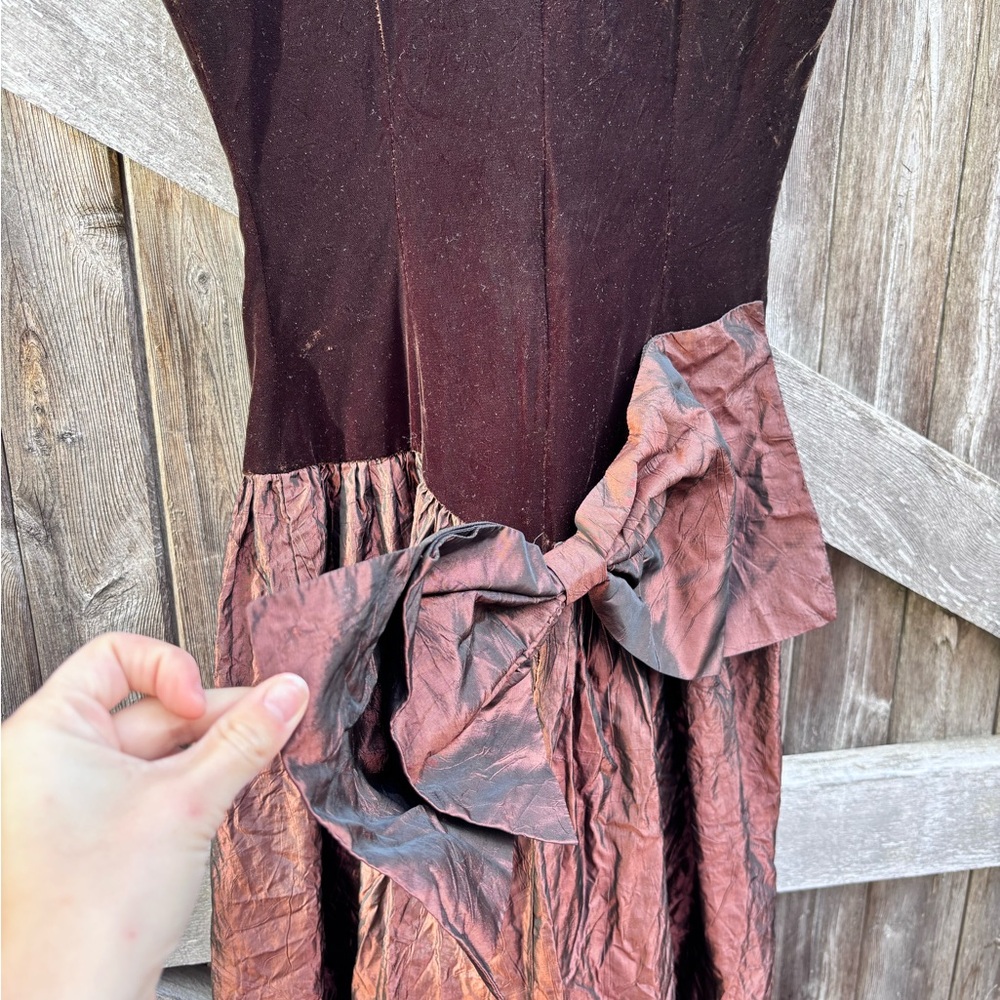 Vtg Brown Velvet Midi Dress - Picture 5 of 8